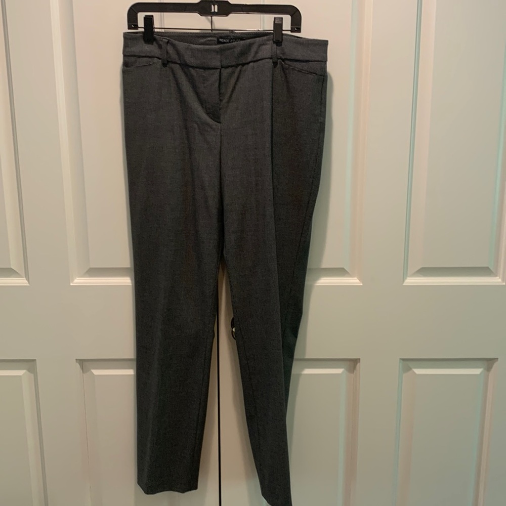 Ladies pants/trouser style. Brand is Peace of Cloth. Size 10. Black/grey